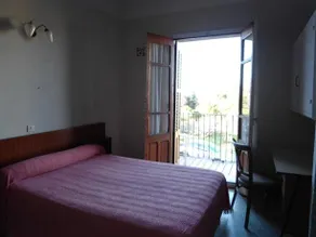 Hotel Les Calanques - Image 4