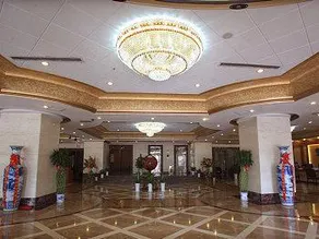 Qiaohui Business Hotel - Image 4