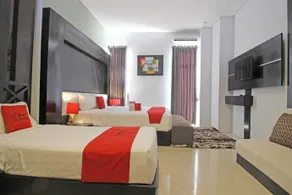 RedDoorz Premium near Sleman City Hall - Image 4