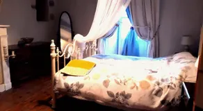 Le Petit Coin De Charme - Image 3