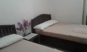 Canary Guesthouse - Image 3