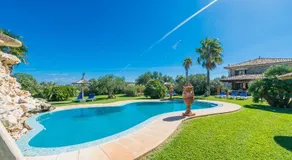 Villa Gamundi - Image 2