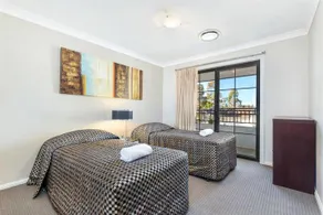 Castle Hill Self-Contained Modern Four-Bedroom House 128 HAR - Image 5