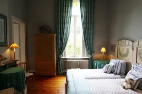 Home Fleuri Guesthouse - Image 5
