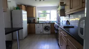 6 Bedroom Homestay Lookin - Image 4