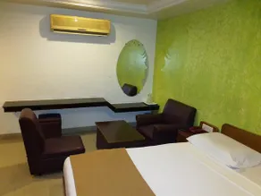 Sri Srinivasar Residency - Image 5