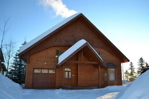 Chalet at Kimberley Alpine Resort - Image 1