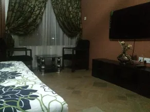 Howards Cottage Koforidua - Image 2