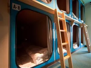 Capsule Hotel Gloria - Image 4