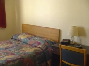 Majestic Motel - Image 4