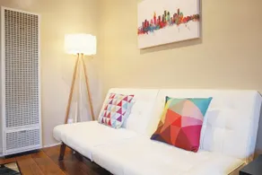 Great One Bedroom in West Hollywood - Image 2