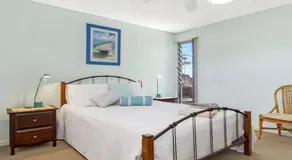 Serene - spacious air conditioned accommodation - Image 4