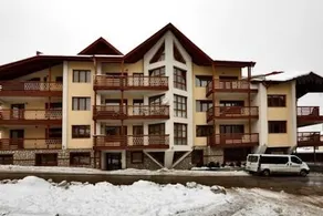 Eagles Nest Aparthotel - Image 2
