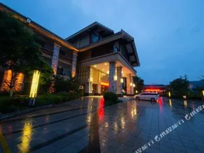 Tianshui Maiji Mountain Hot Spring Tourism Hotel - Image 2