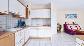 Charming and large flat with balcony 3 min to Sallanches station - Welkeys - Image 2