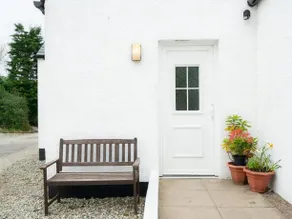Gardeners Cottage - Image 4