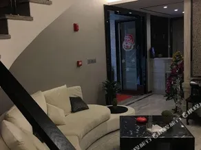 Home Hotel - Image 5