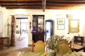 Filippo's Holiday House - Image 2