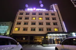Incheon Airport Beach Hotel - Image 2