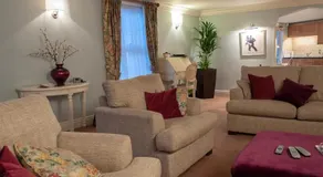 Franklins Apartments - Image 4