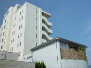 Hotel Sun Hofu - Image 1
