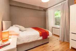 Montague Residence - Image 3