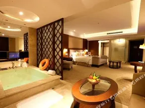 Yichun Grand Metropark Resort - Image 3