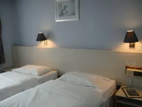 The Four Alls Inn - Image 3