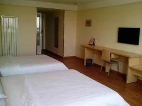 7Days Inn Langfang Bazhou Railway Station - Image 5