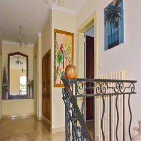 Villa authentique à Saint Maximin la Sainte Baume avec piscine privée - Image 4