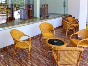Citrus Cafe Inn - Image 2