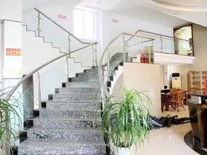 Xinghai Holiday Hotel - Image 3