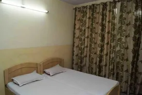 Royal City Guest House - Image 5