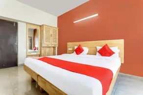 Karthik Residency by OYO Rooms - Image 5