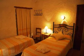 Cuevas Al Qulayat - Image 5