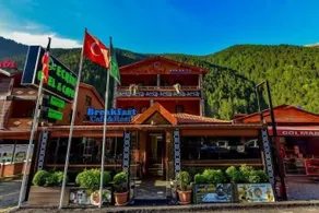 Club Ecrin Hotel - Image 1
