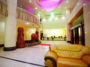 Zhuan Jia Lou Hotel - Image 3