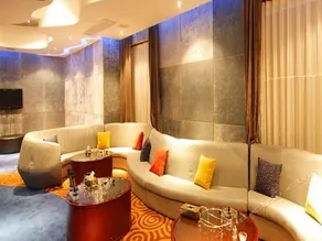 New  Summer  Palace  Hotel - Image 5