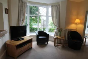 Headmasters Cottage - Image 3
