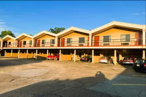 Travel Inn Opp - Image 2