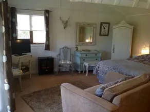 Lakeside Town Farm - Image 4