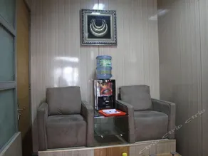 Super 8 Hotel - Image 4