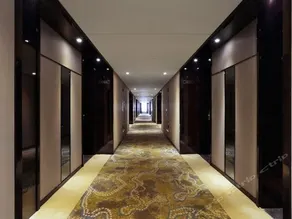 Shenzhenair International Hotel - Image 3