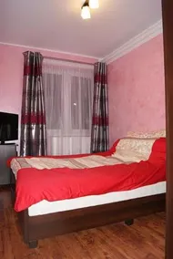 Living Room - Image 4