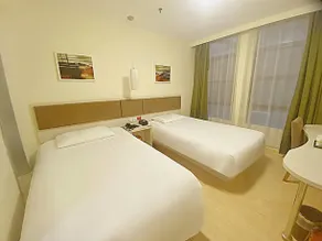 Home Inn Zhongshan Lihe Square Xingzhong Avenue - Image 3