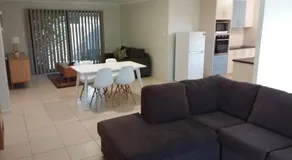 Waratah and Wattle Apartments - Image 2
