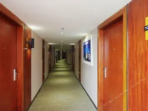 Guang Xi Xinhuatai Hotel - Image 4