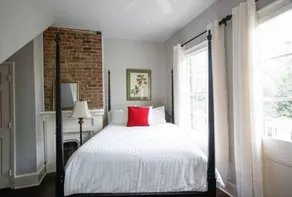 Royal Guest House - Image 2