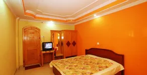 Perfect Family Stay next to Nainital Lake - Image 2