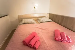 Fine Luxury - Image 3